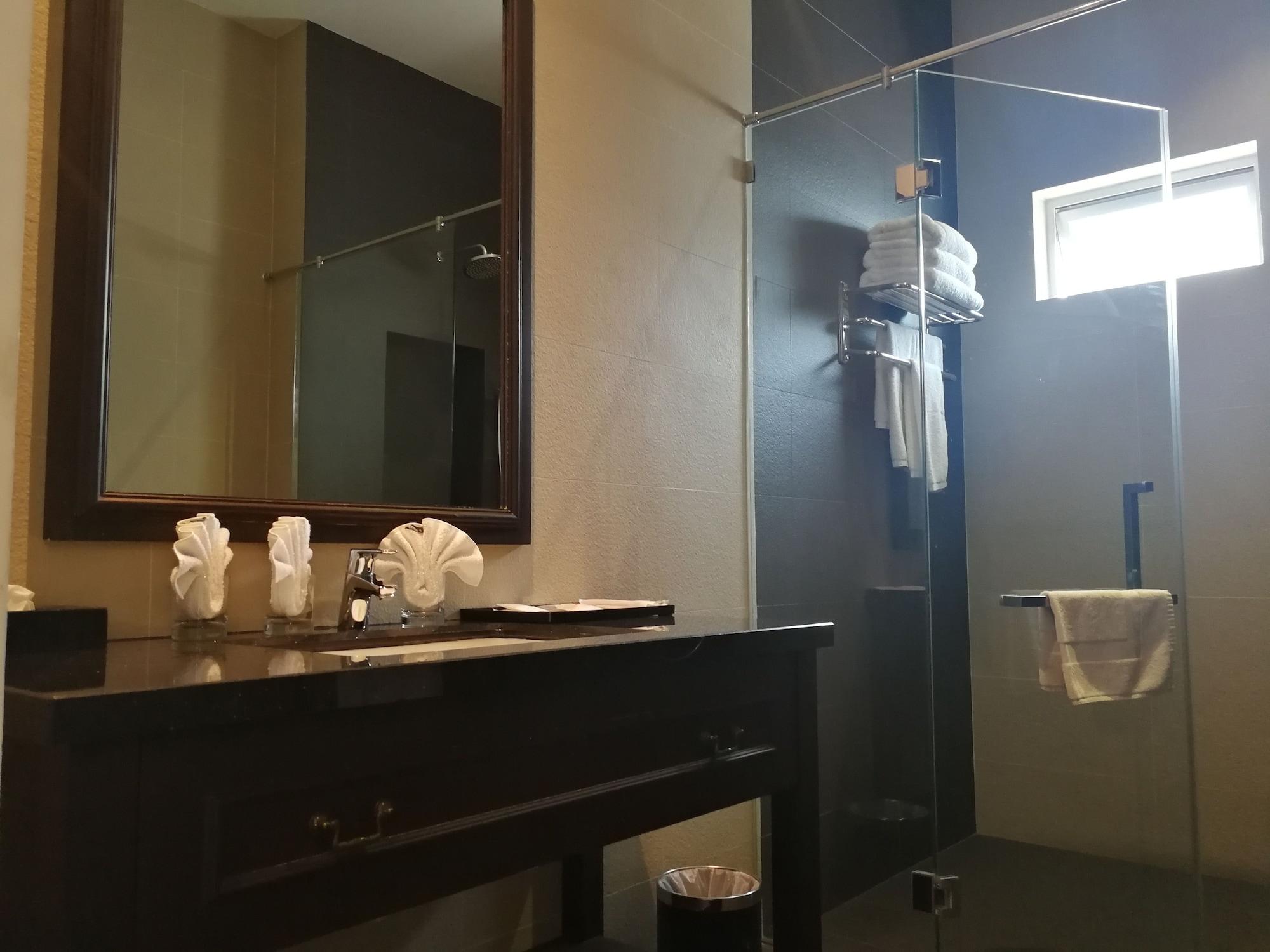 Casa Bianca Hotell Keluang Eksteriør bilde