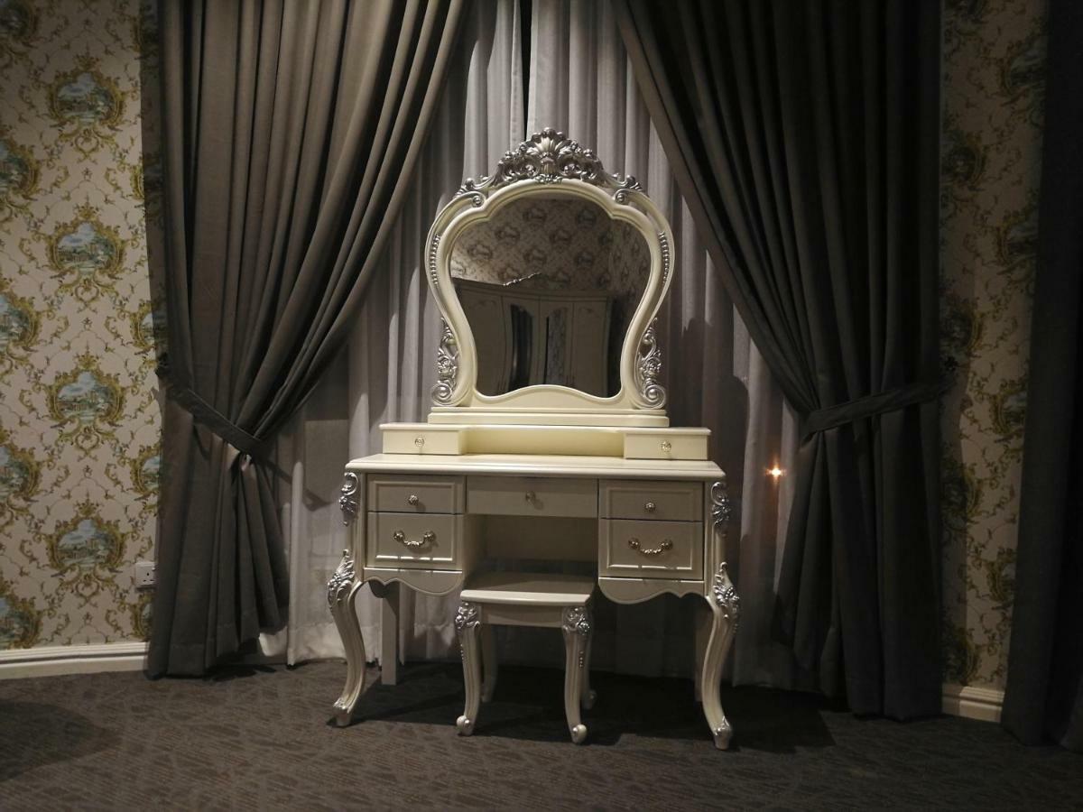 Casa Bianca Hotell Keluang Eksteriør bilde