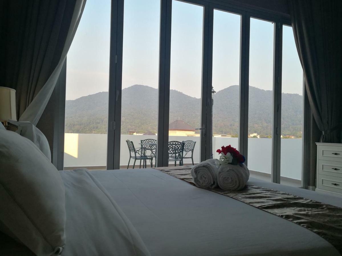 Casa Bianca Hotell Keluang Eksteriør bilde